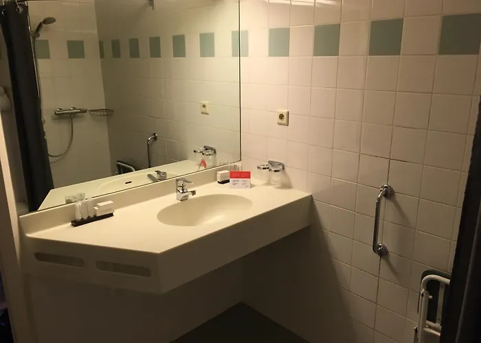 Hotel 50|50 Belmont Ede